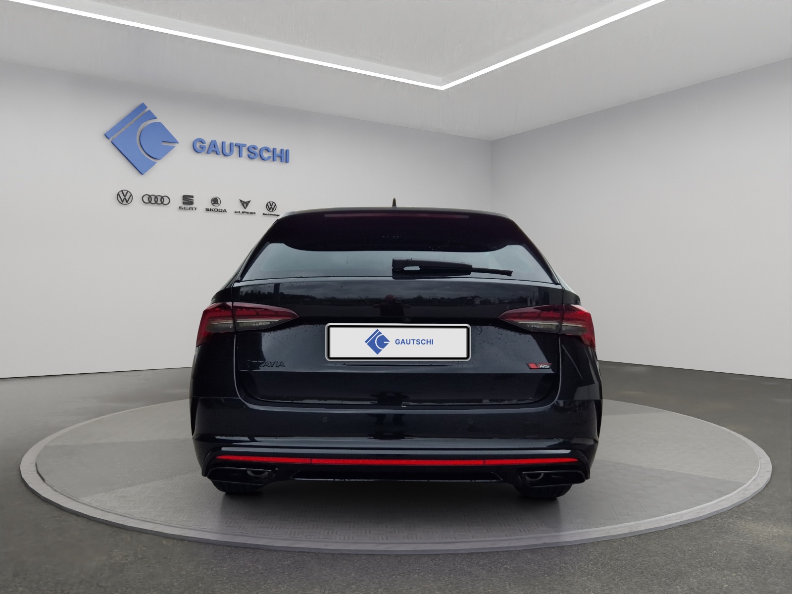 SKODA Octavia Combi 2.0 TSI DSG RS-image-3