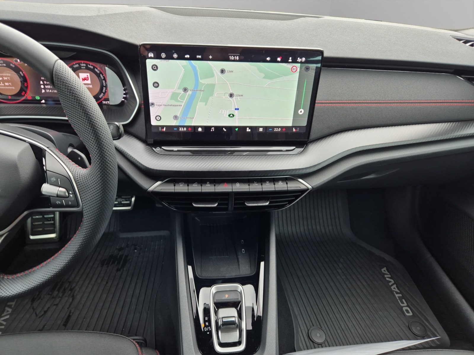 SKODA Octavia Combi 2.0 TSI DSG RS-image-7