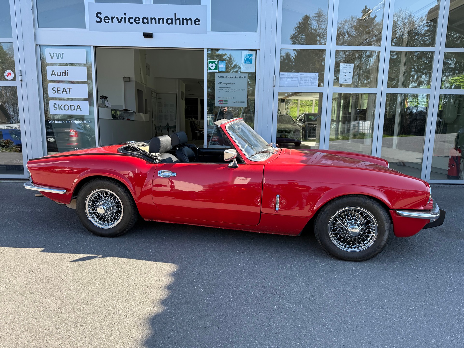 TRIUMPH Spitfire MK4-showroom-element-3