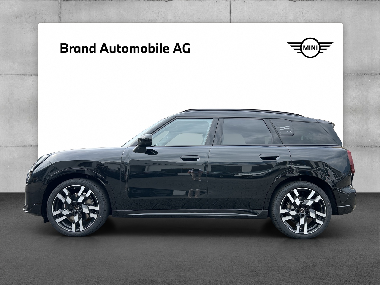 MINI Countryman U25 SE ALL4-image-1