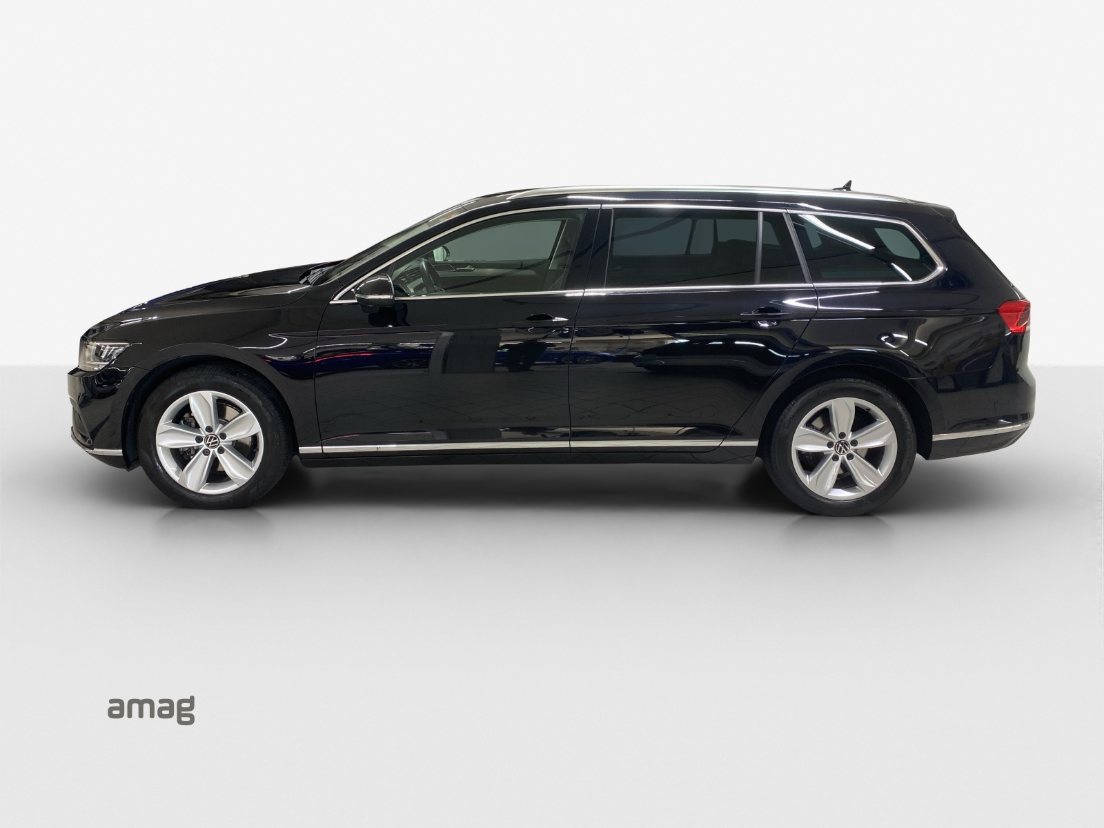 VW Passat 2.0 TDI BMT Elegance 4Motion DSG-image-1