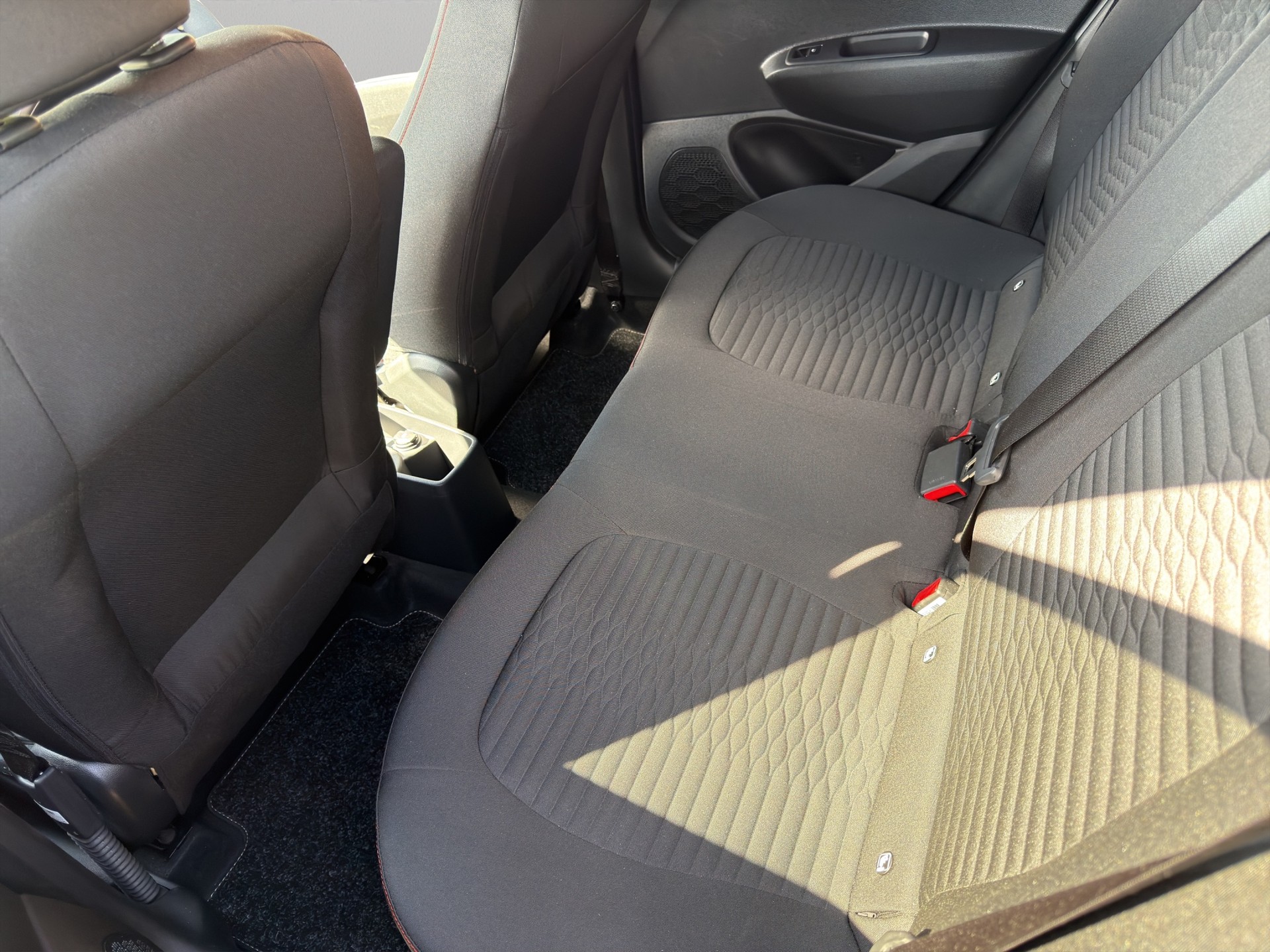 HYUNDAI i10 1.0 T-GDi N-Line-image-9