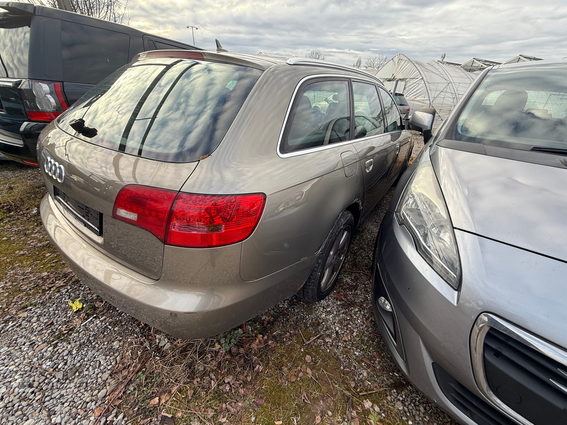 AUDI A6 Avant 3.0 V6 TDI quattro-image-2