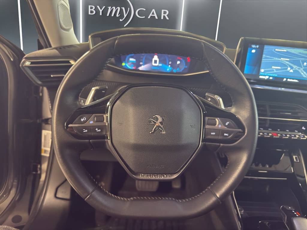 PEUGEOT 2008 1.2 PureTech Allure Pack EAT8-image-14