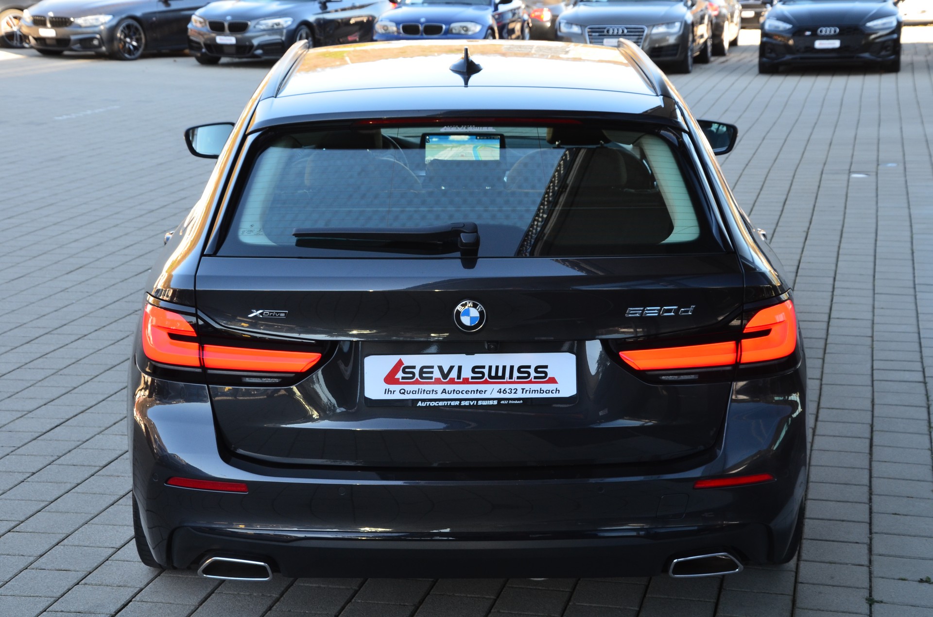 BMW 520d xDrive 48V Touring Steptronic*Ab MFK,BMW Werksgarantie bis 05.2026**-image-5