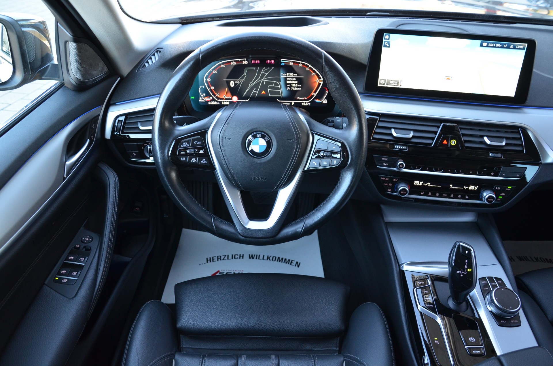 BMW 520d xDrive 48V Touring Steptronic*Ab MFK,BMW Werksgarantie bis 05.2026**-image-13