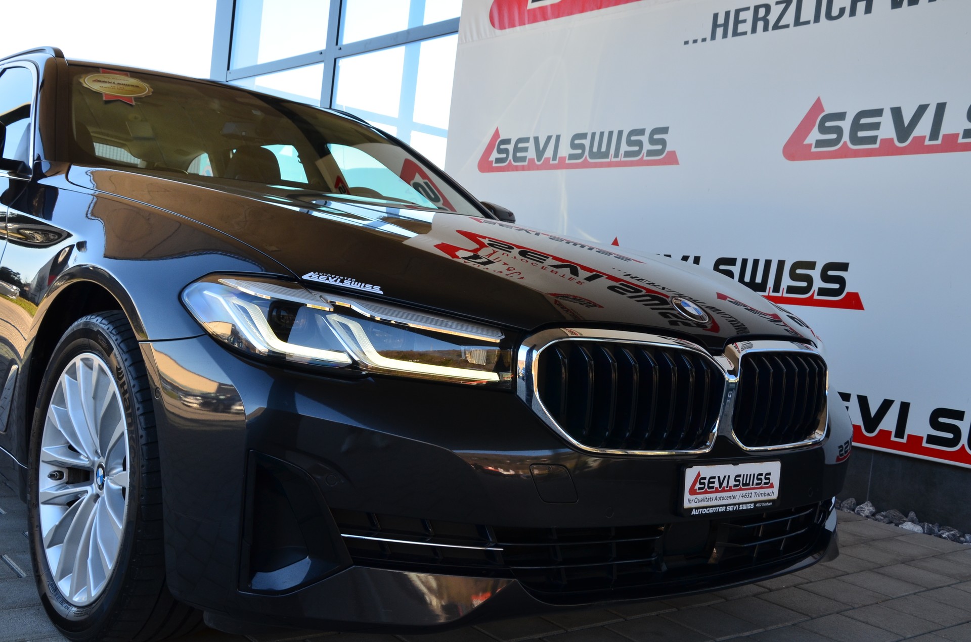 BMW 520d xDrive 48V Touring Steptronic*Ab MFK,BMW Werksgarantie bis 05.2026**-image-10