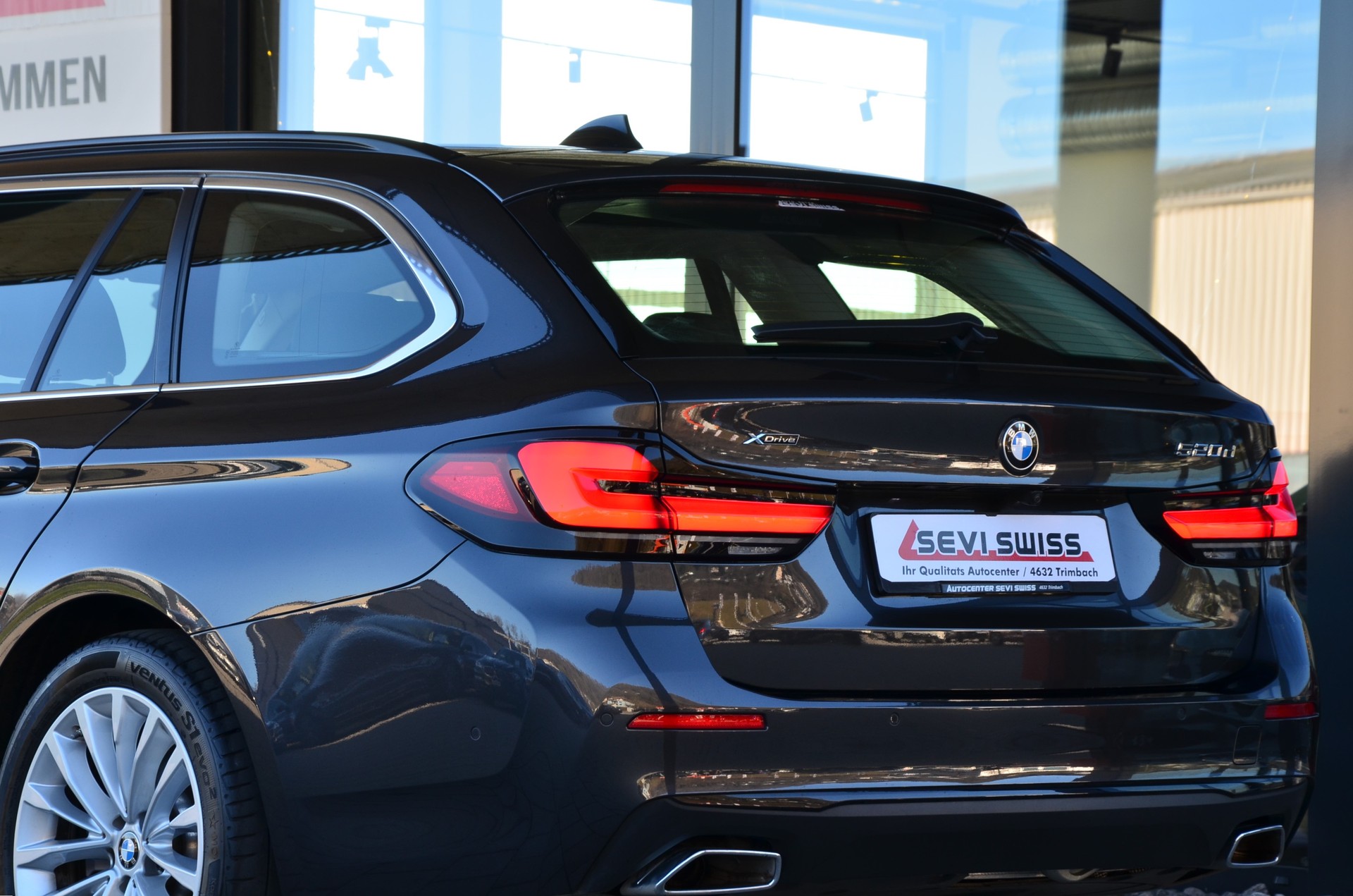 BMW 520d xDrive 48V Touring Steptronic*Ab MFK,BMW Werksgarantie bis 05.2026**-image-7