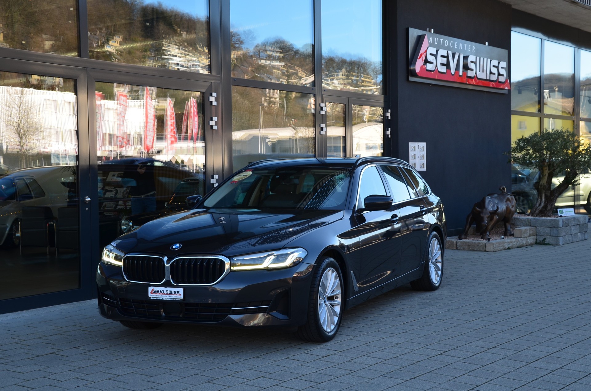 BMW 520d xDrive 48V Touring Steptronic*Ab MFK,BMW Werksgarantie bis 05.2026**-image-9