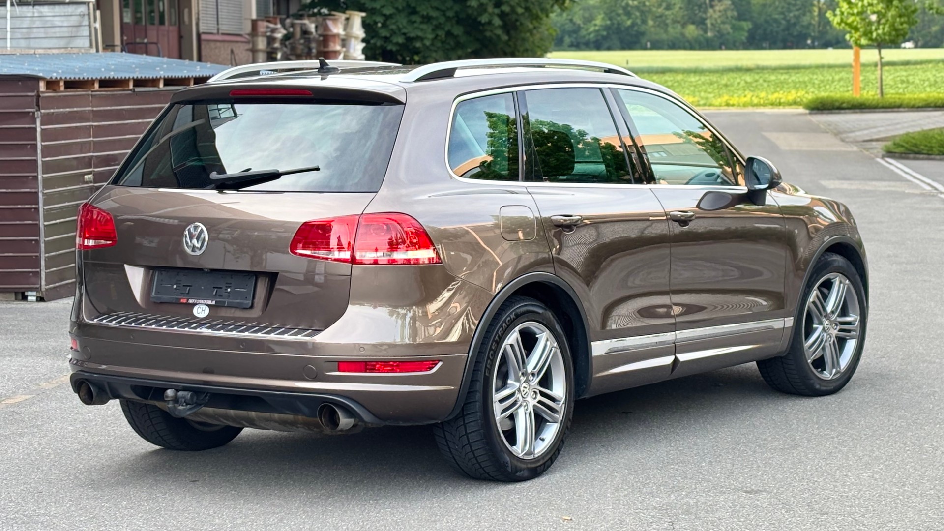 VW Touareg 4.2 TDI Tiptronic-image-3
