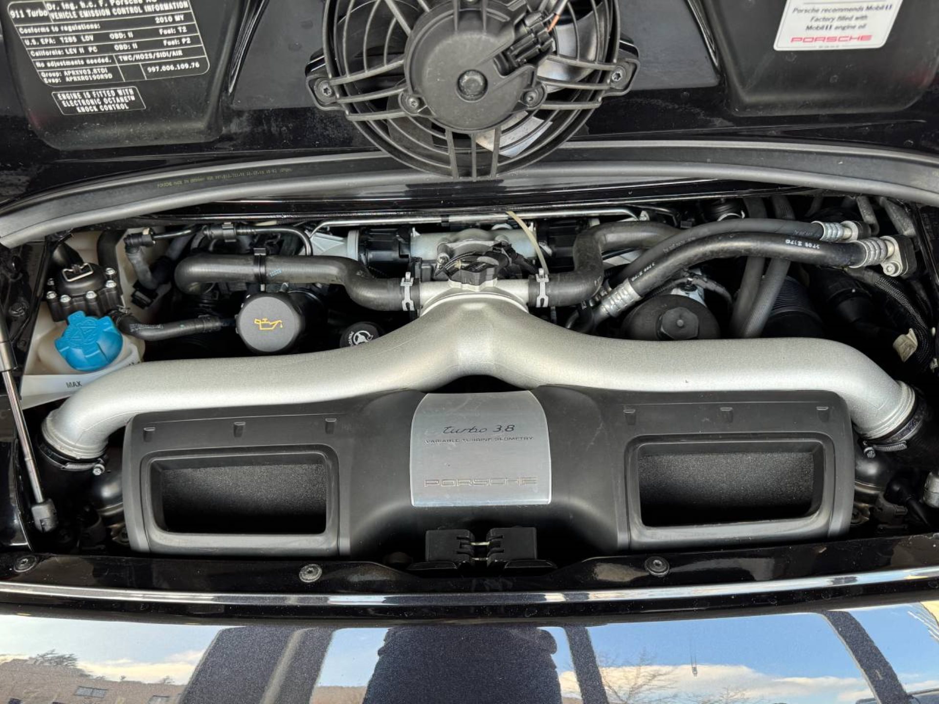 PORSCHE 911 Turbo Cabriolet-image-38
