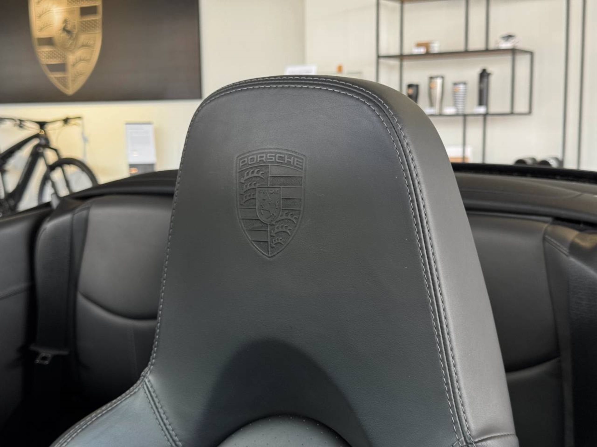 PORSCHE 911 Turbo Cabriolet-image-27