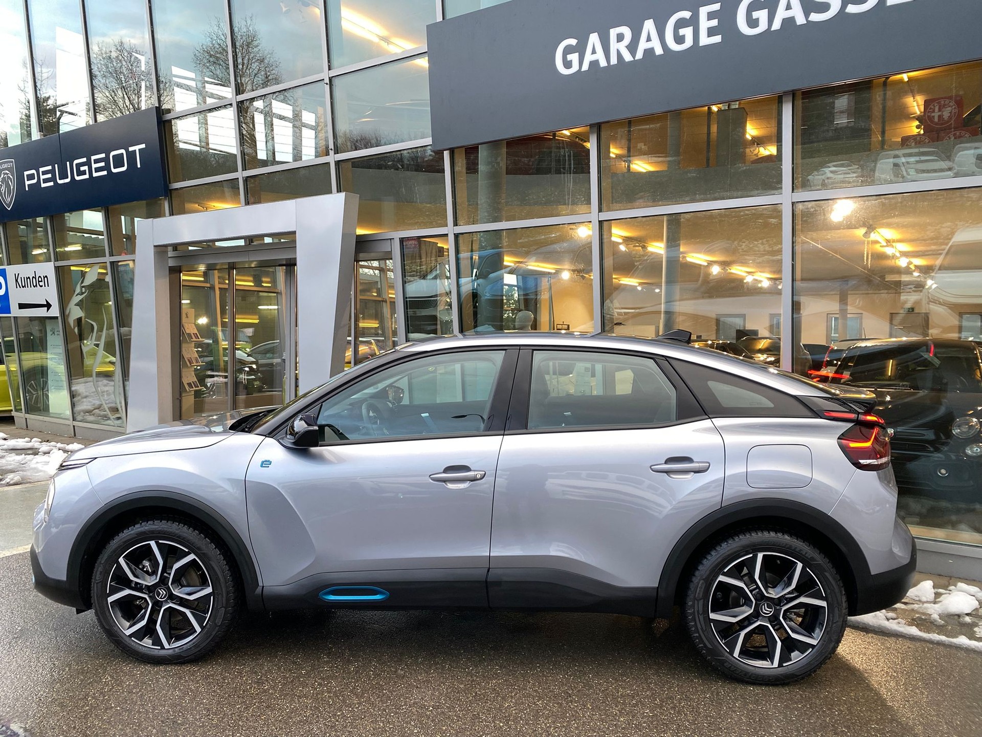 CITROEN C4 Electric Swiss Edition-showroom-element-1