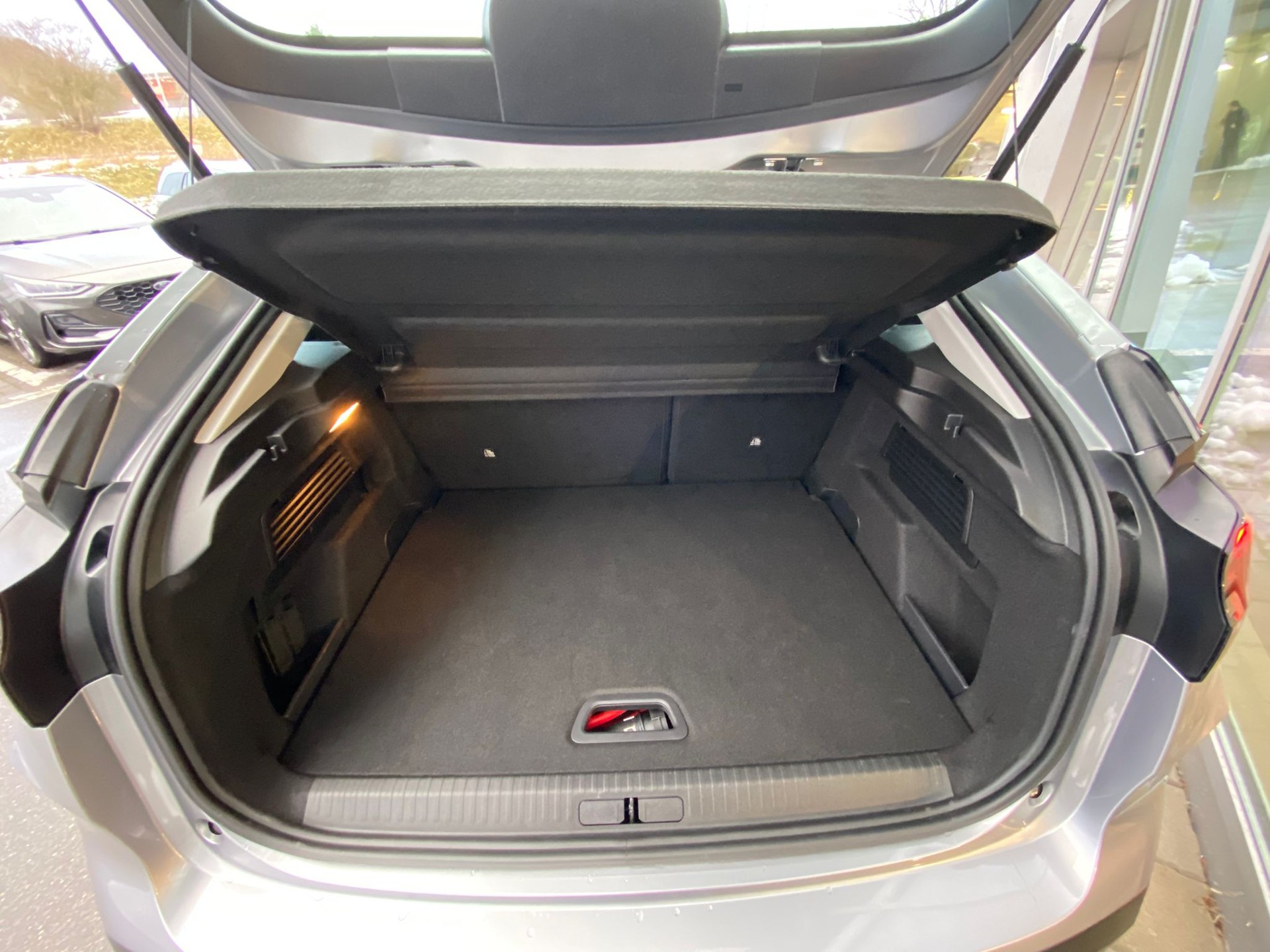 CITROEN C4 Electric Swiss Edition-image-13