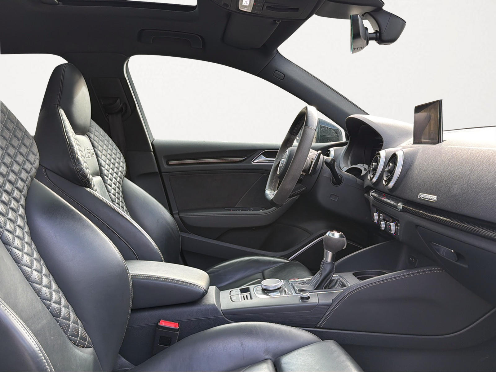 AUDI RS3 Sportback 2.5 TSI quattro S-tronic-image-7