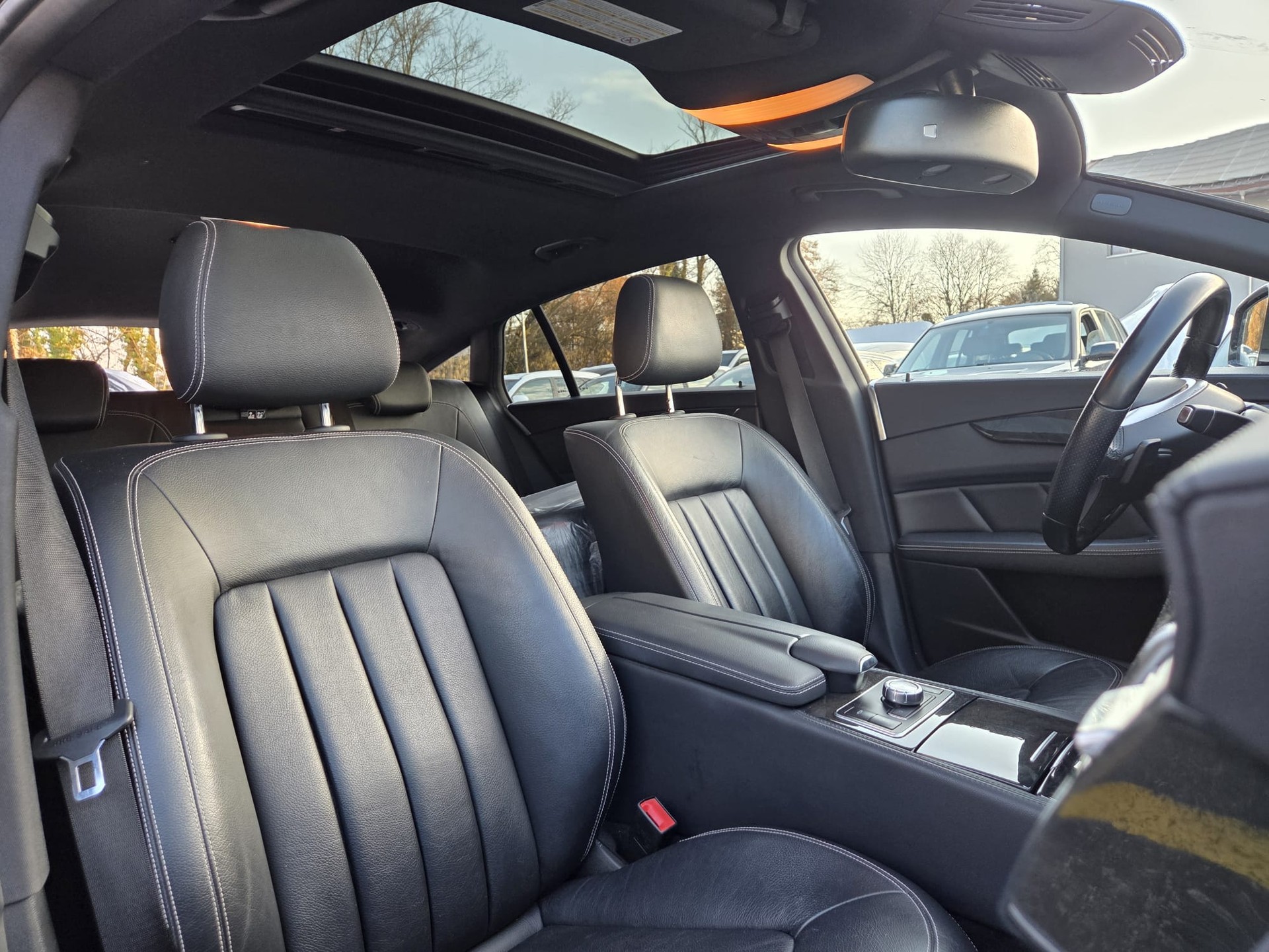 MERCEDES-BENZ CLS Shooting Brake 350 CDI 4Matic 7G-Tronic ** AHK 2100kg ** AMG Line **-image-10
