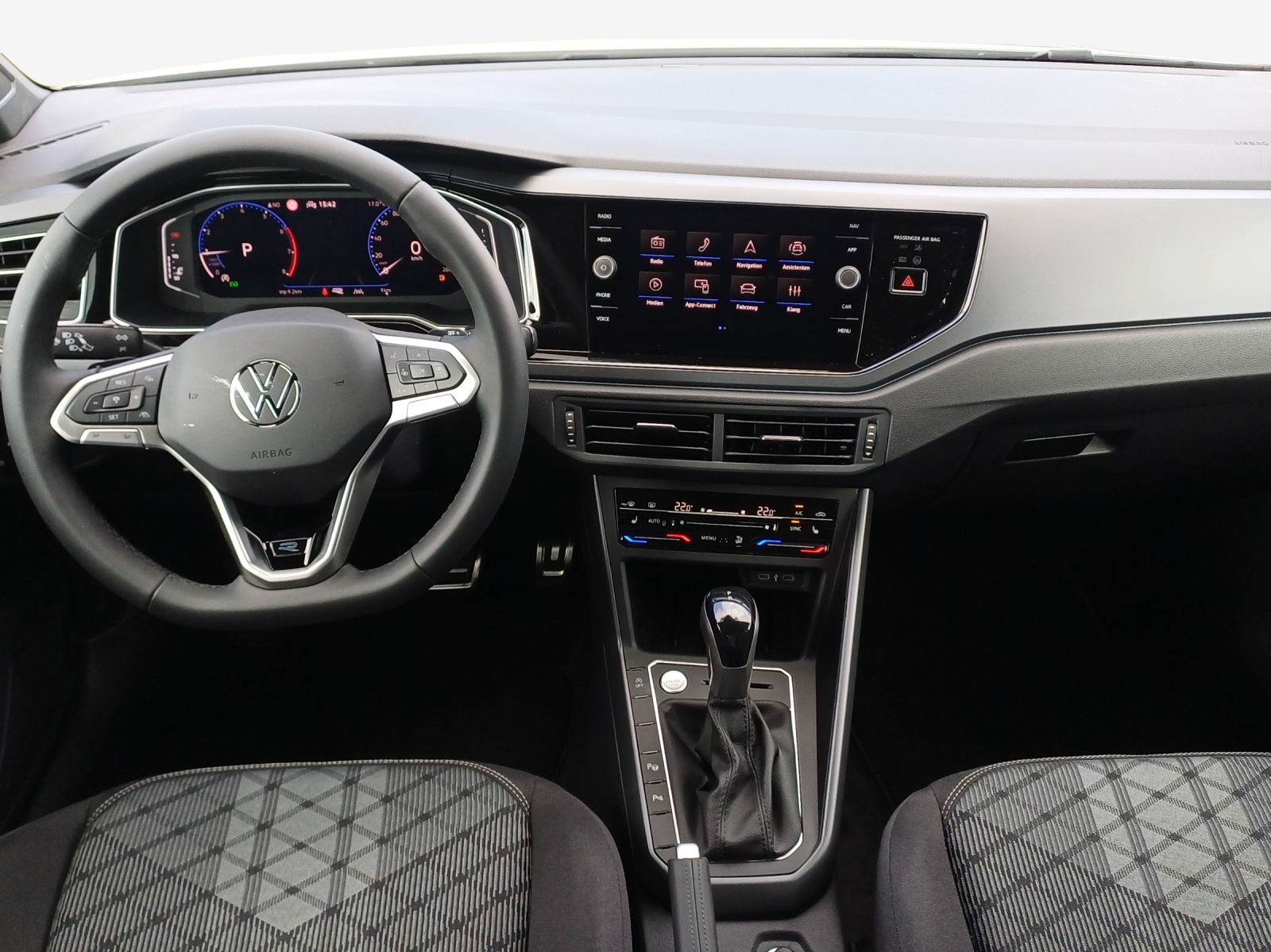 VW Polo 1.0 TSI R-Line DSG-image-8