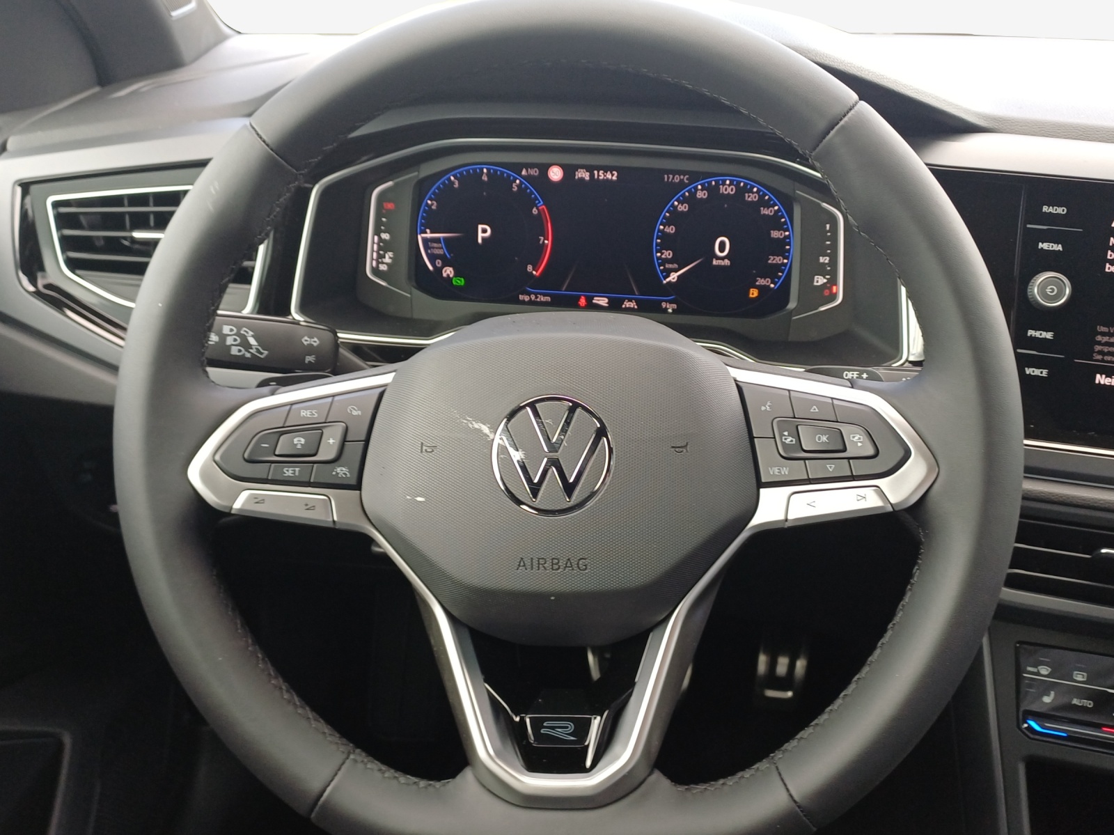 VW Polo 1.0 TSI R-Line DSG-image-9