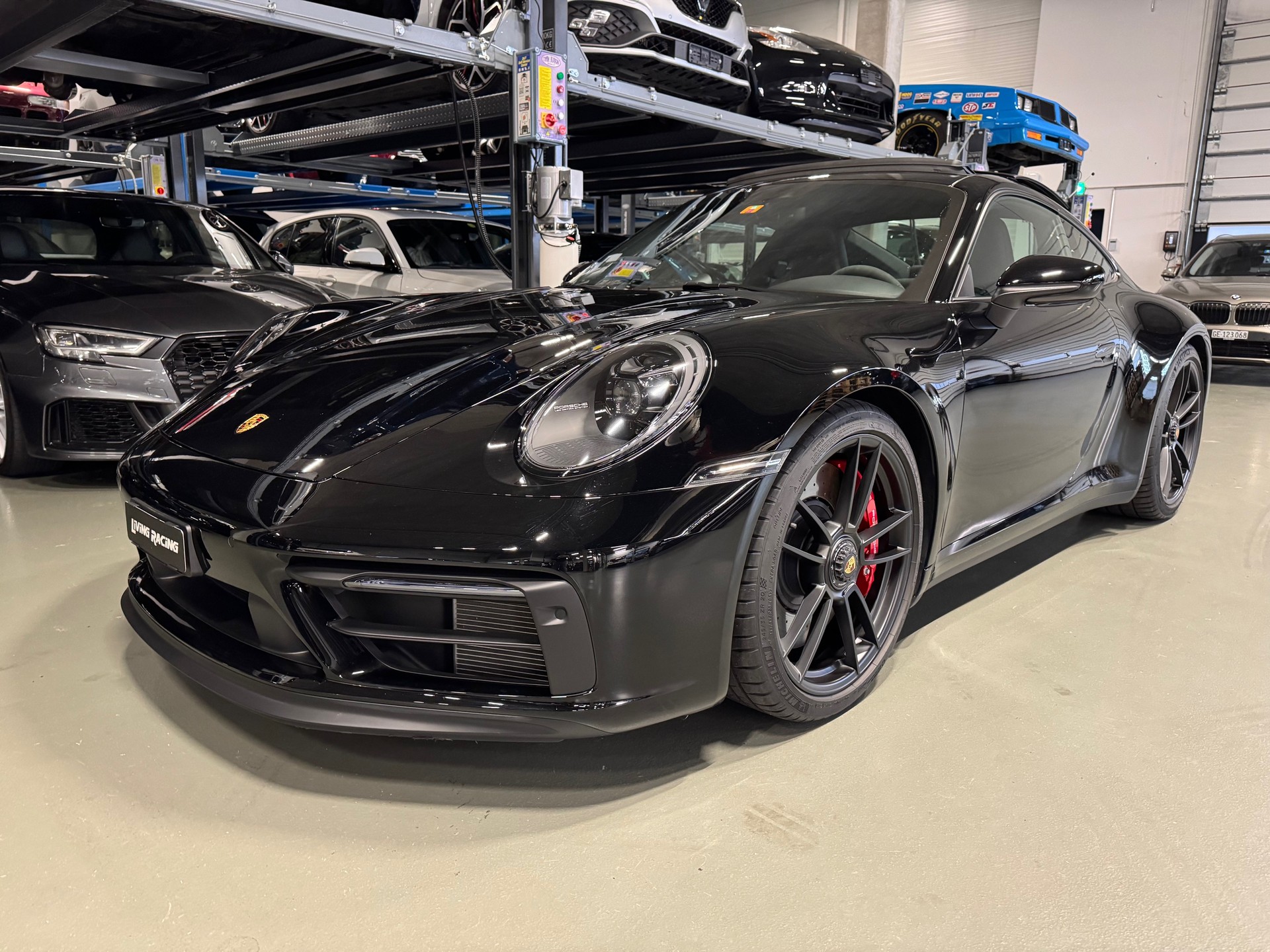 PORSCHE 911 Carrera GTS PDK *PA 11.27*-image-1