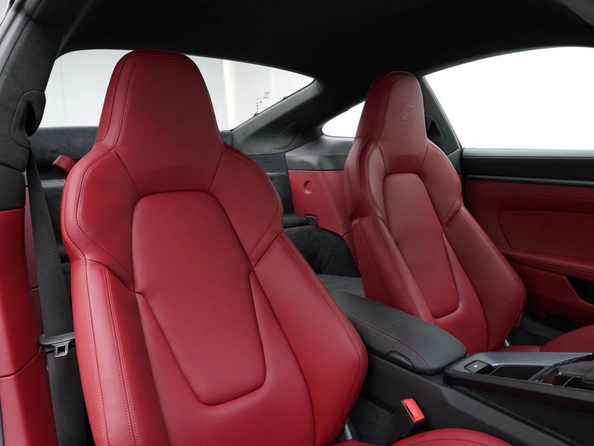 PORSCHE 911 GT3 mit Touring-Paket-image-26