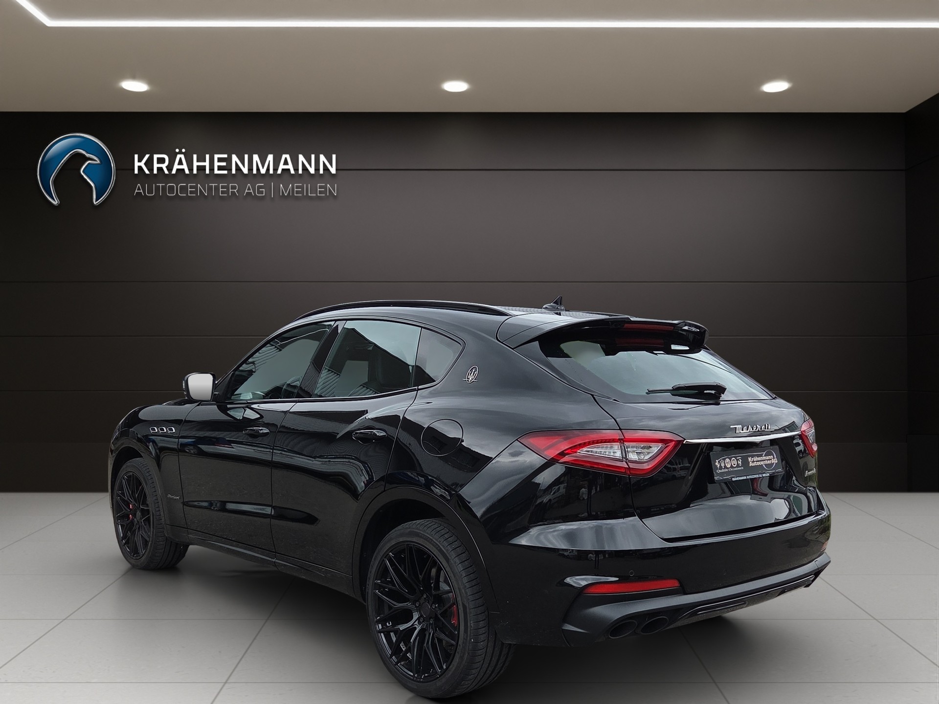 MASERATI LEVANTE 3.0 V6 S GranSport-image-2