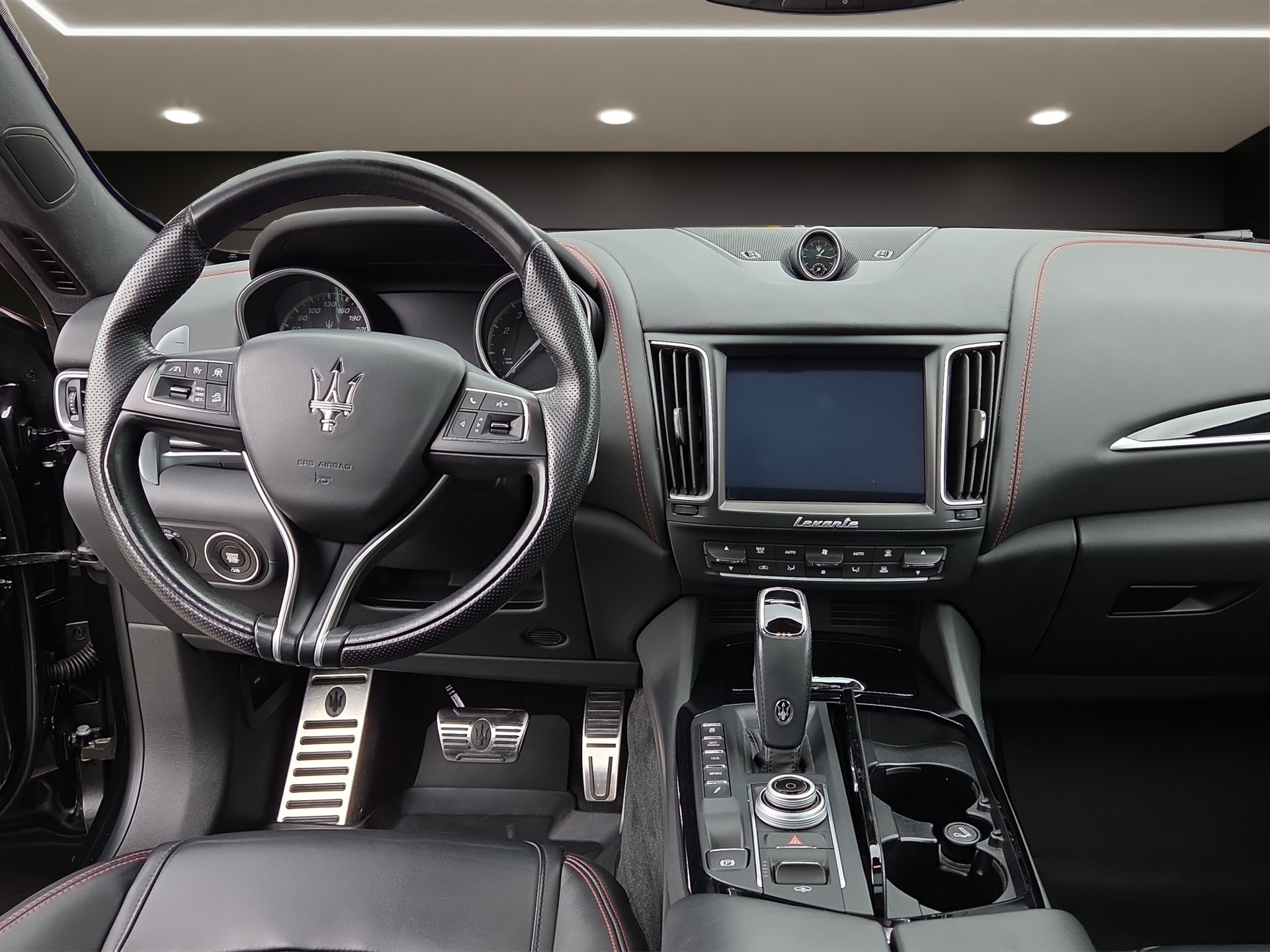 MASERATI LEVANTE 3.0 V6 S GranSport-image-7