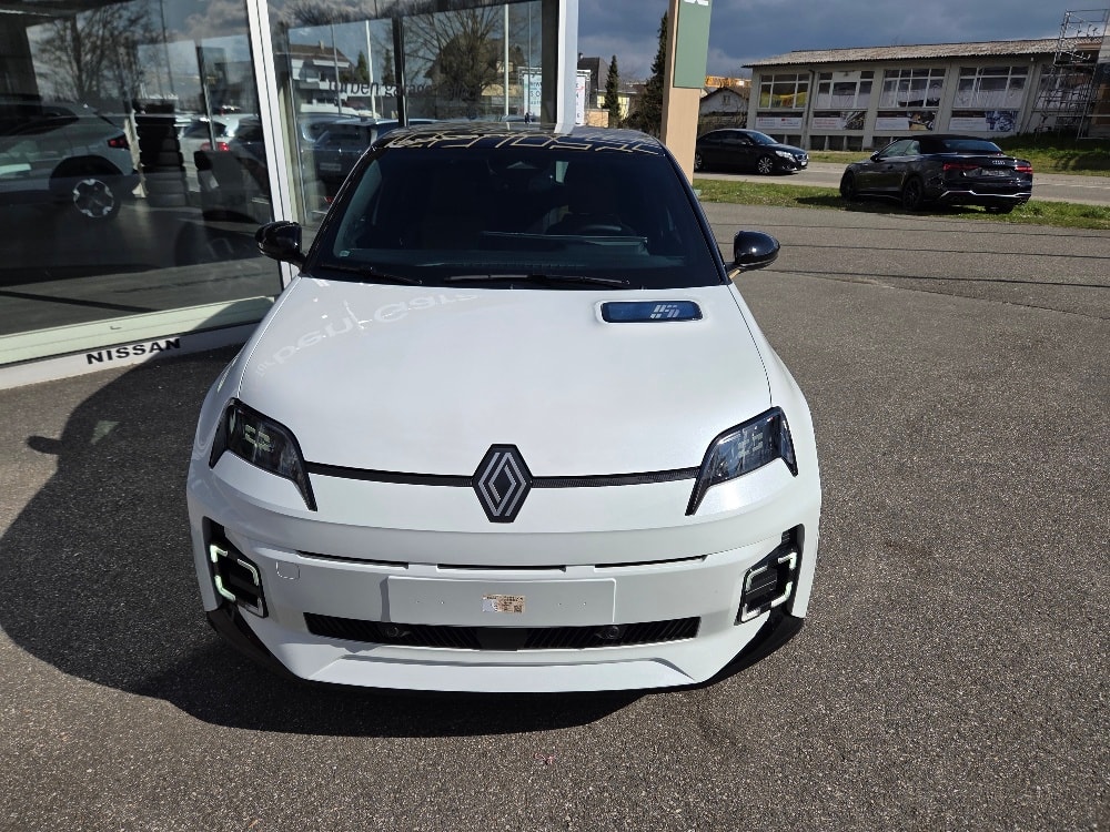 RENAULT R5 E-Tech Comfort Range 52 kWh Iconic Five-image-5