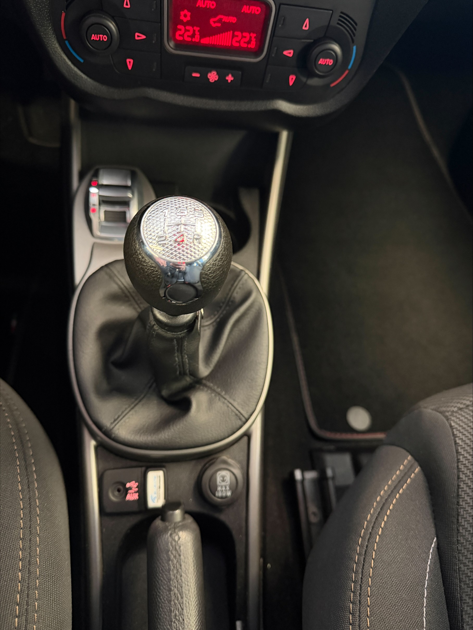 ALFA ROMEO MiTo 1.4 TB Distinctive-image-4