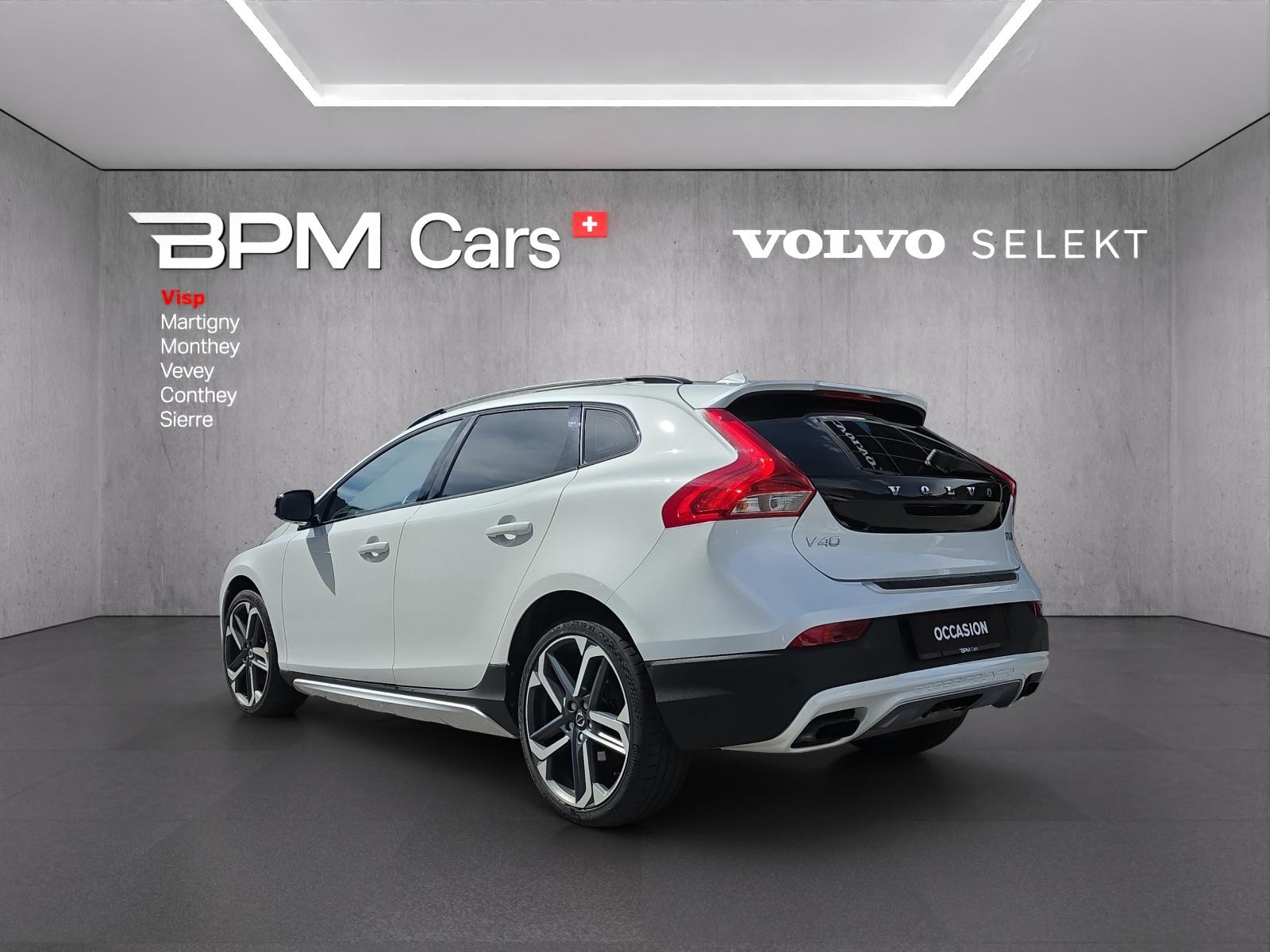 VOLVO V40 Cross Country Pro T4 AWD Geartronic-showroom-element-1