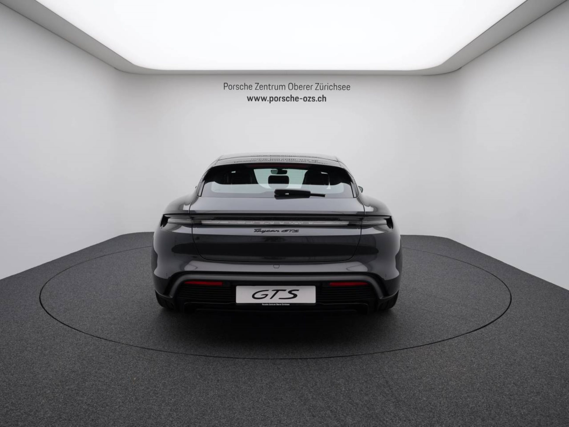 PORSCHE Taycan GTS Sport Turismo-image-5