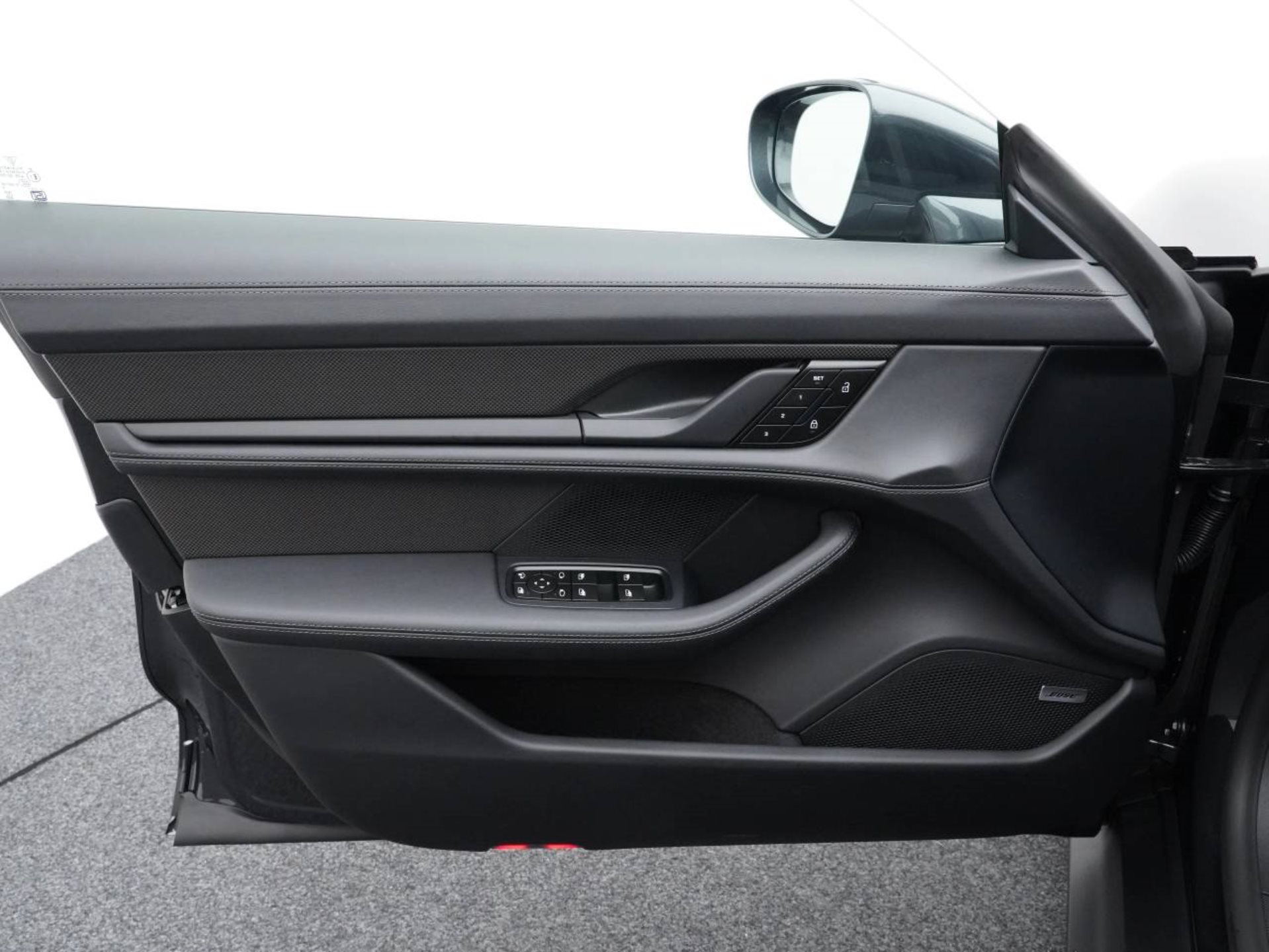 PORSCHE Taycan GTS Sport Turismo-image-20