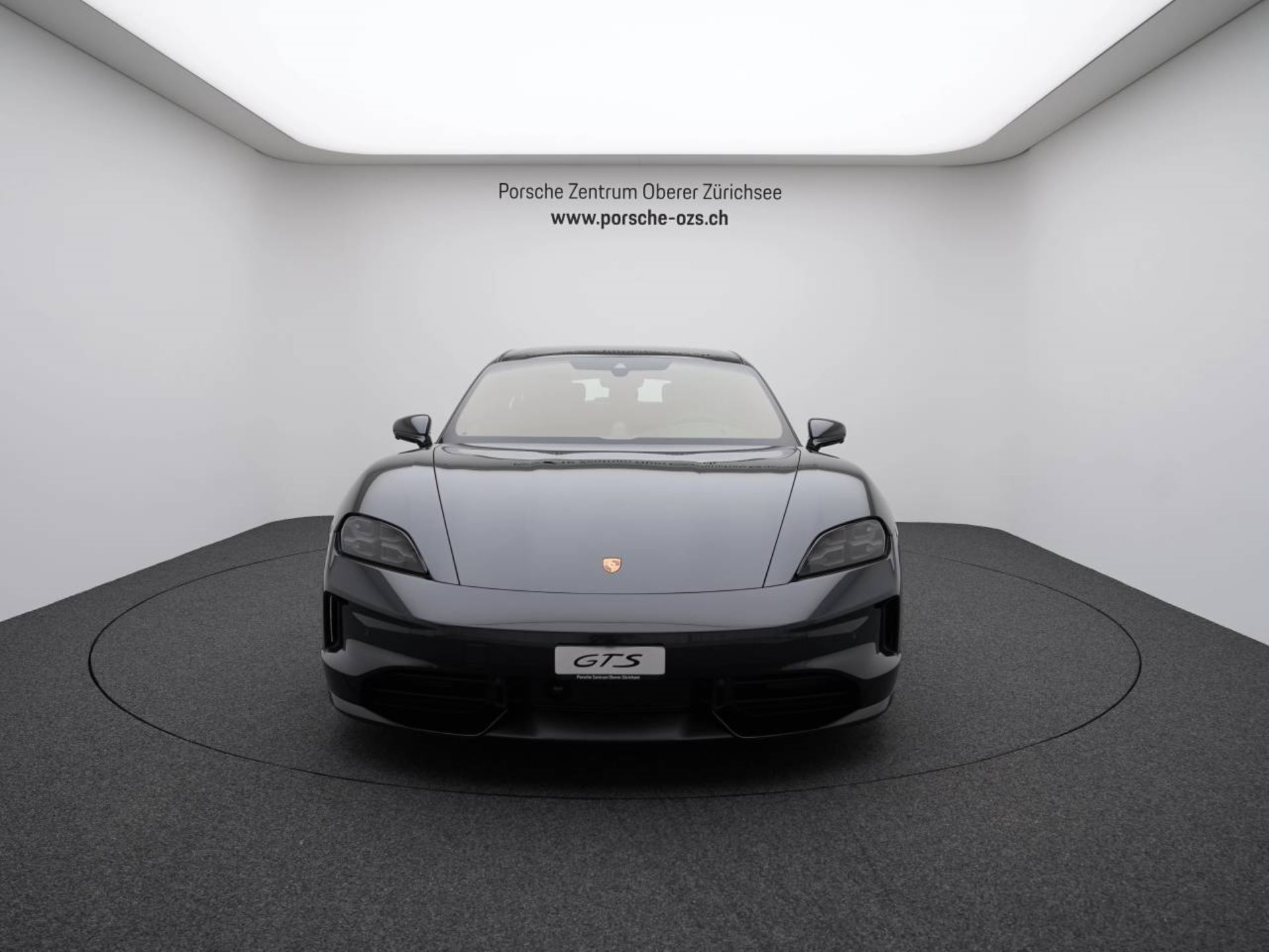 PORSCHE Taycan GTS Sport Turismo-image-9