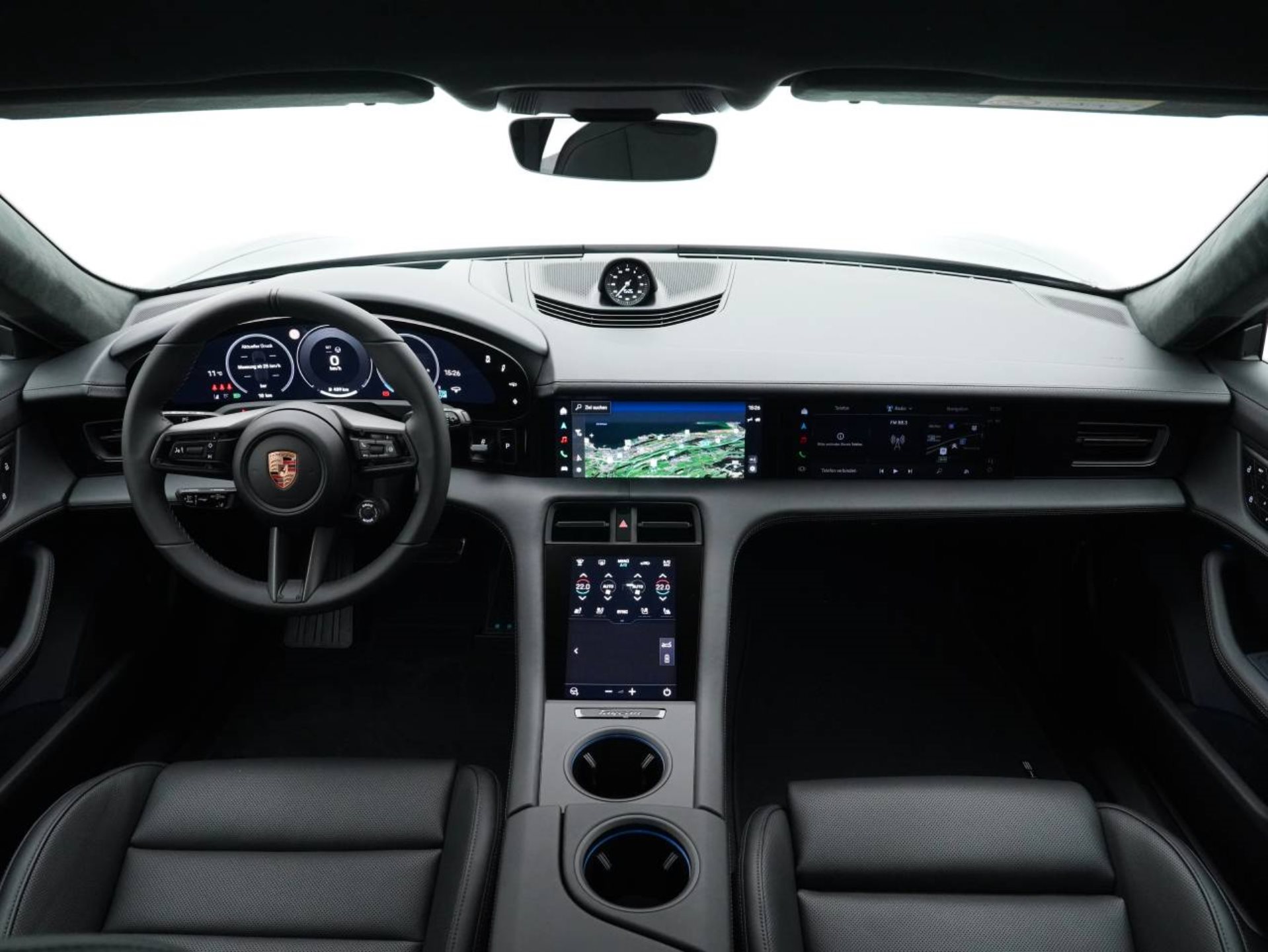 PORSCHE Taycan GTS Sport Turismo-image-14