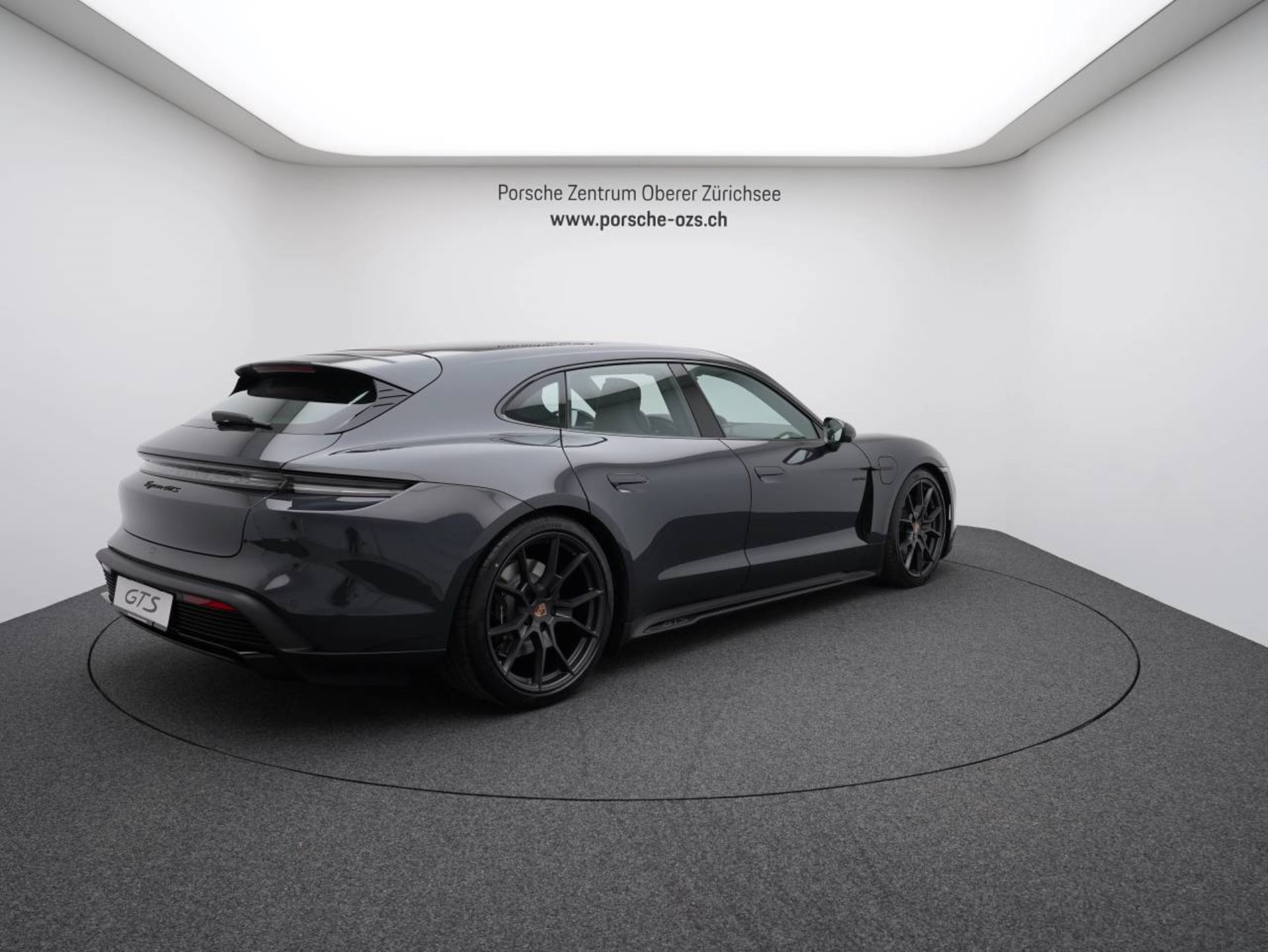 PORSCHE Taycan GTS Sport Turismo-image-6
