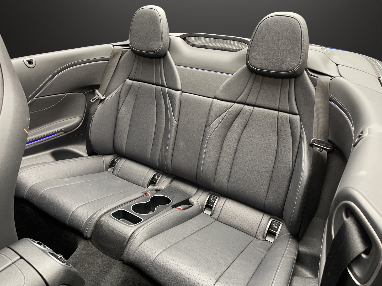 MERCEDES-BENZ CLE 200 Cabrio 4M-image-13