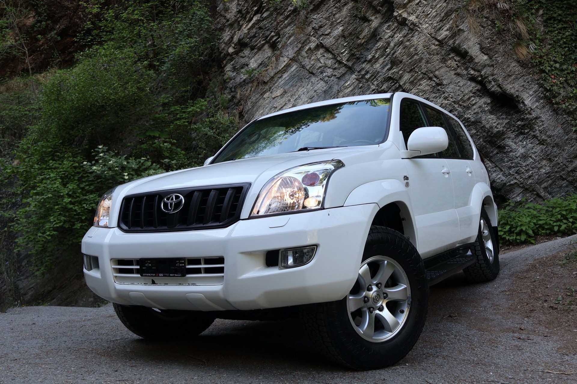 TOYOTA Land Cruiser 3.0 TD Linea Sol Executive-image-1