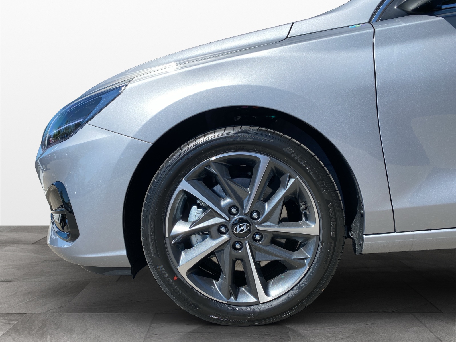HYUNDAI i30 1.6 T-GDi Vertex-image-8