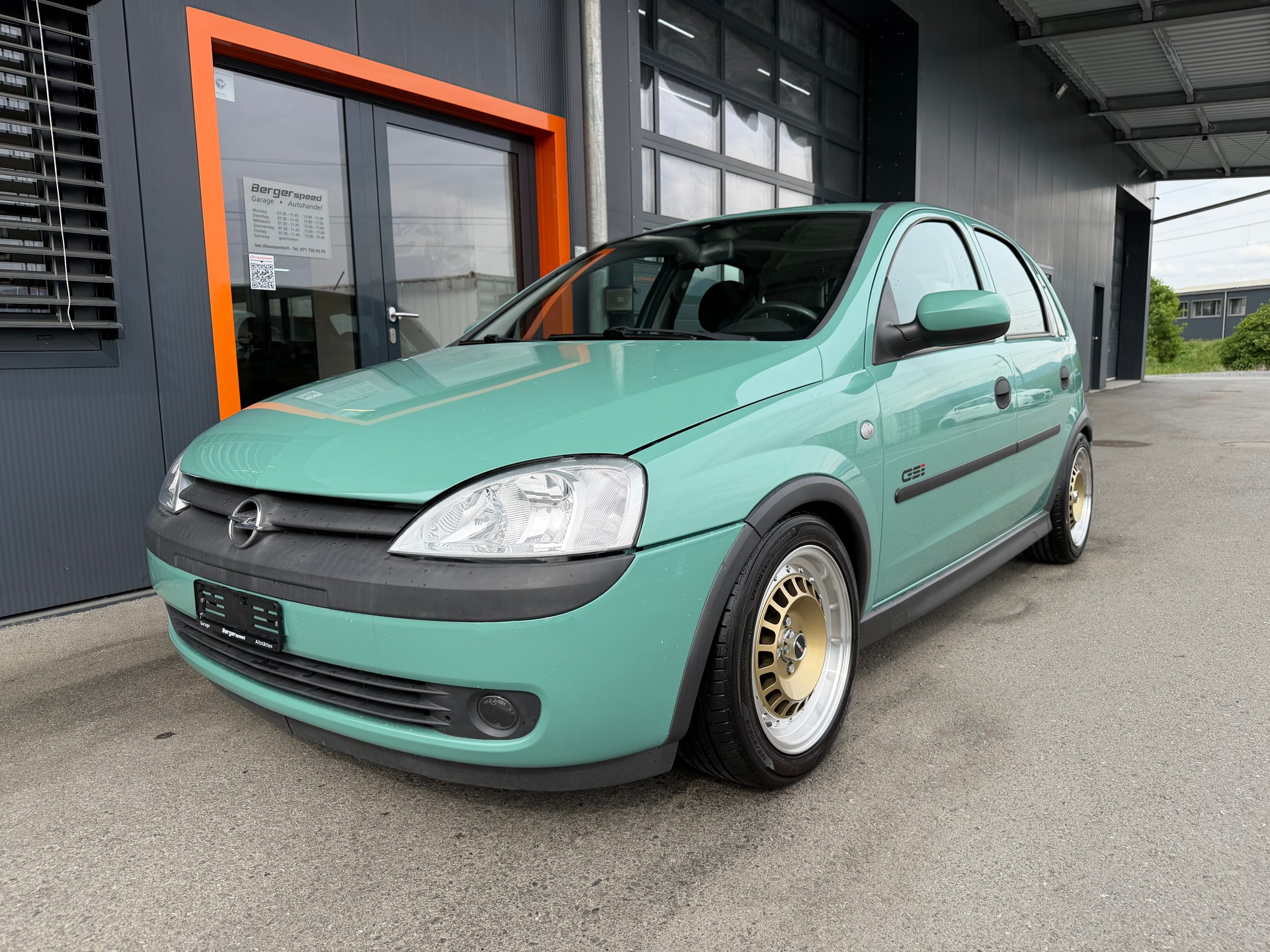 OPEL Corsa 1.4 16V Comfort-image-4