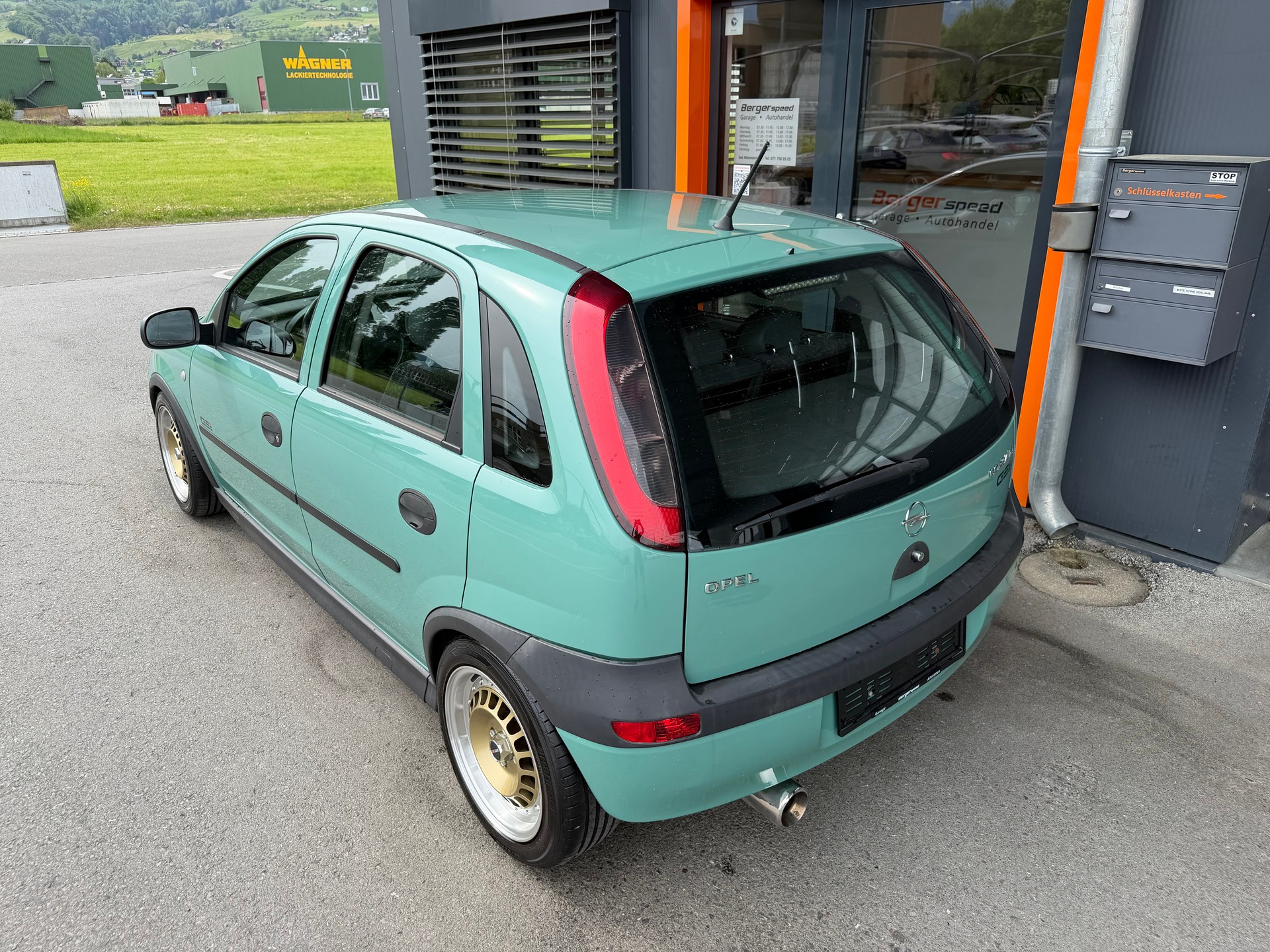OPEL Corsa 1.4 16V Comfort-image-6