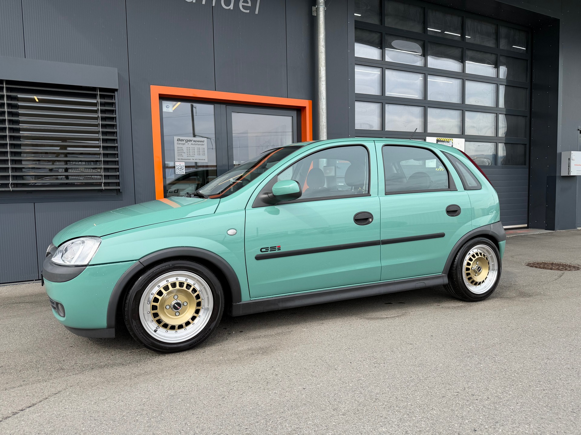 OPEL Corsa 1.4 16V Comfort-image-2