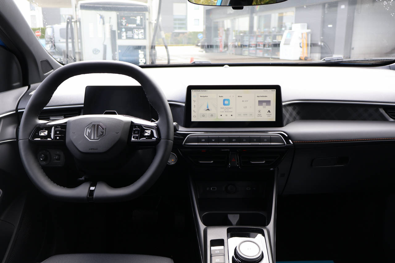 MG 3 1.5 Hybrid Luxury-image-10