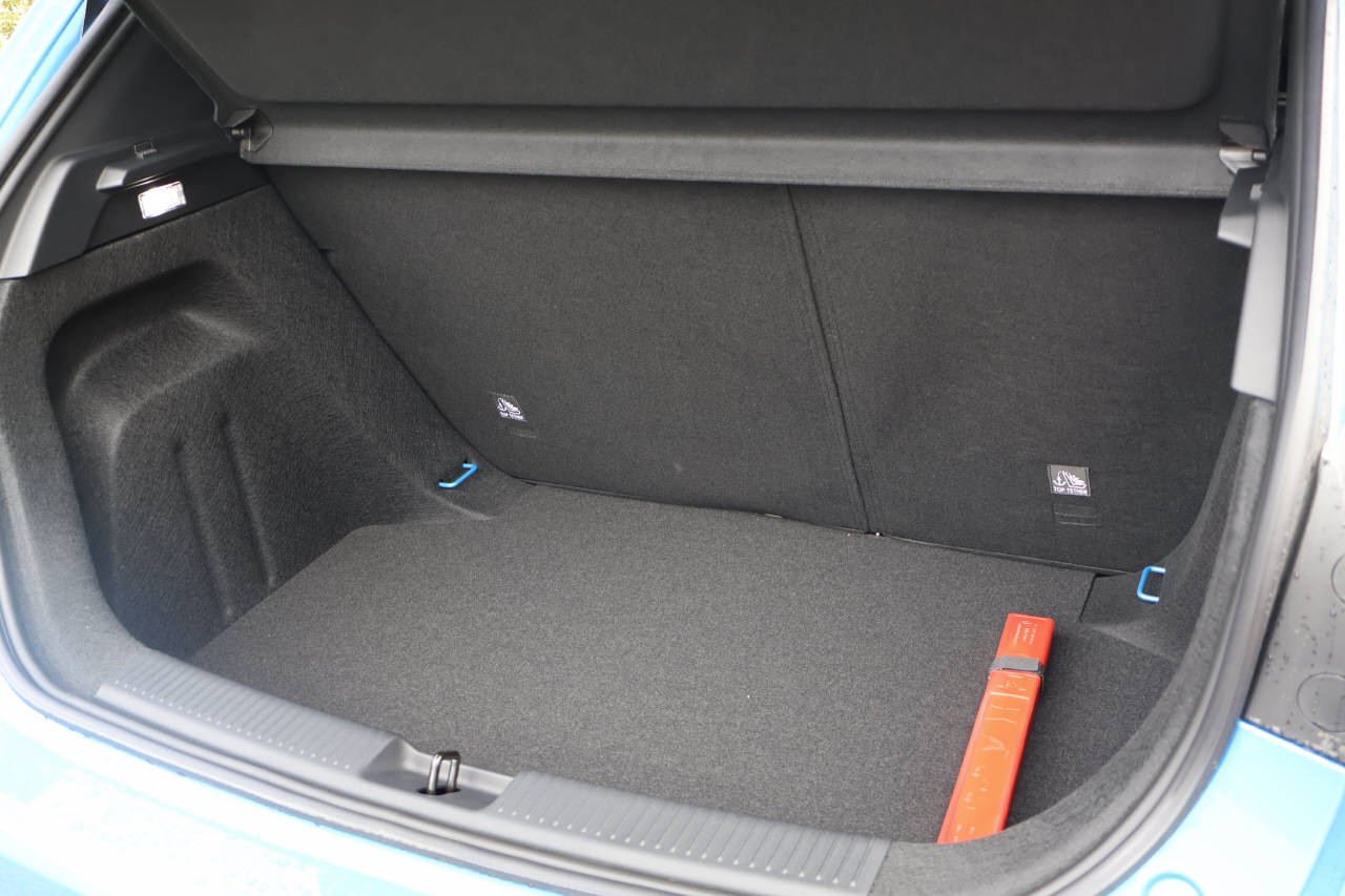 MG 3 1.5 Hybrid Luxury-image-14