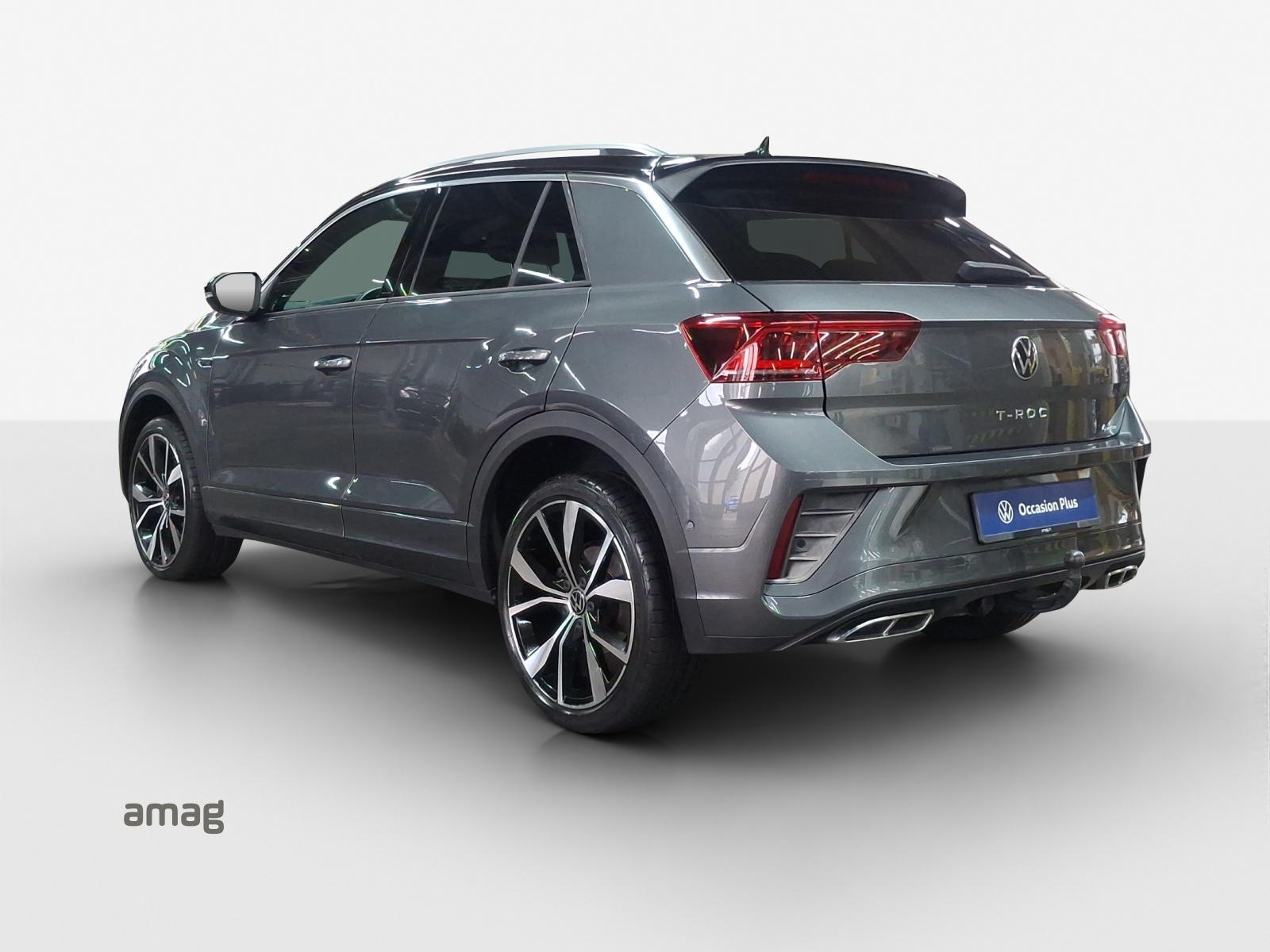 VW T-Roc 2.0 TSI R-Line DSG 4Motion-image-2