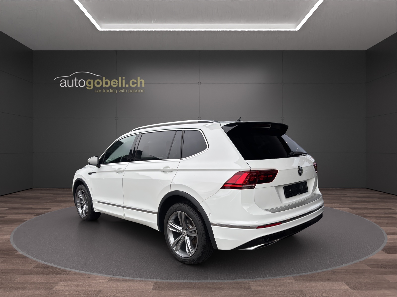 VW Tiguan Allspace 2.0TSI Highline 4Motion DSG-showroom-element-1