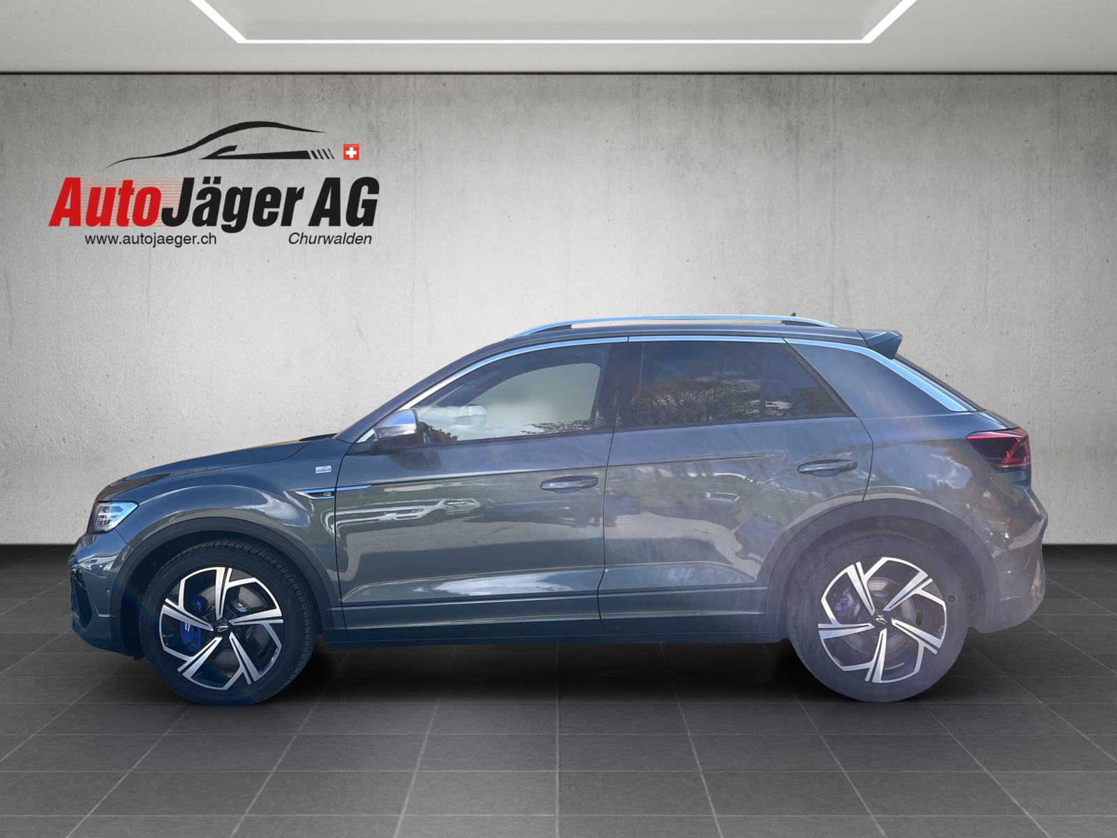 VW T-Roc 2.0 TSI R DSG 4Motion-image-2