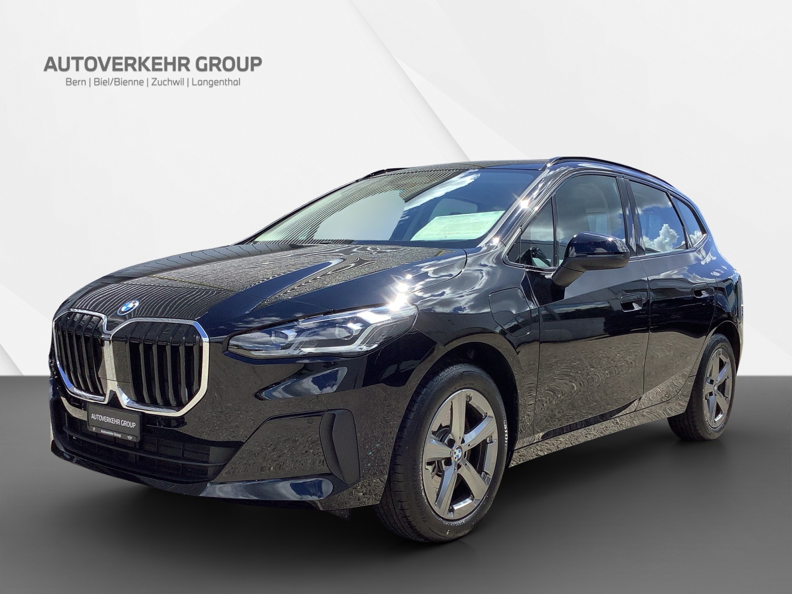 BMW 230e xDrive Act. Tourer-image-0