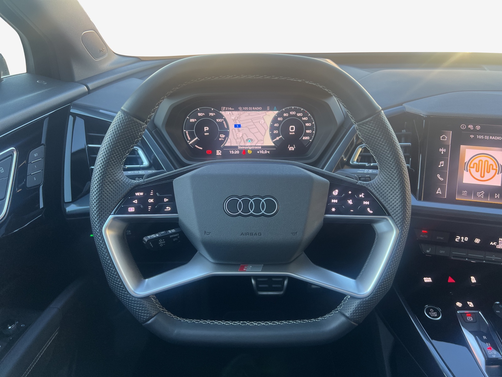 AUDI Q4 e-tron 50 quattro-image-10