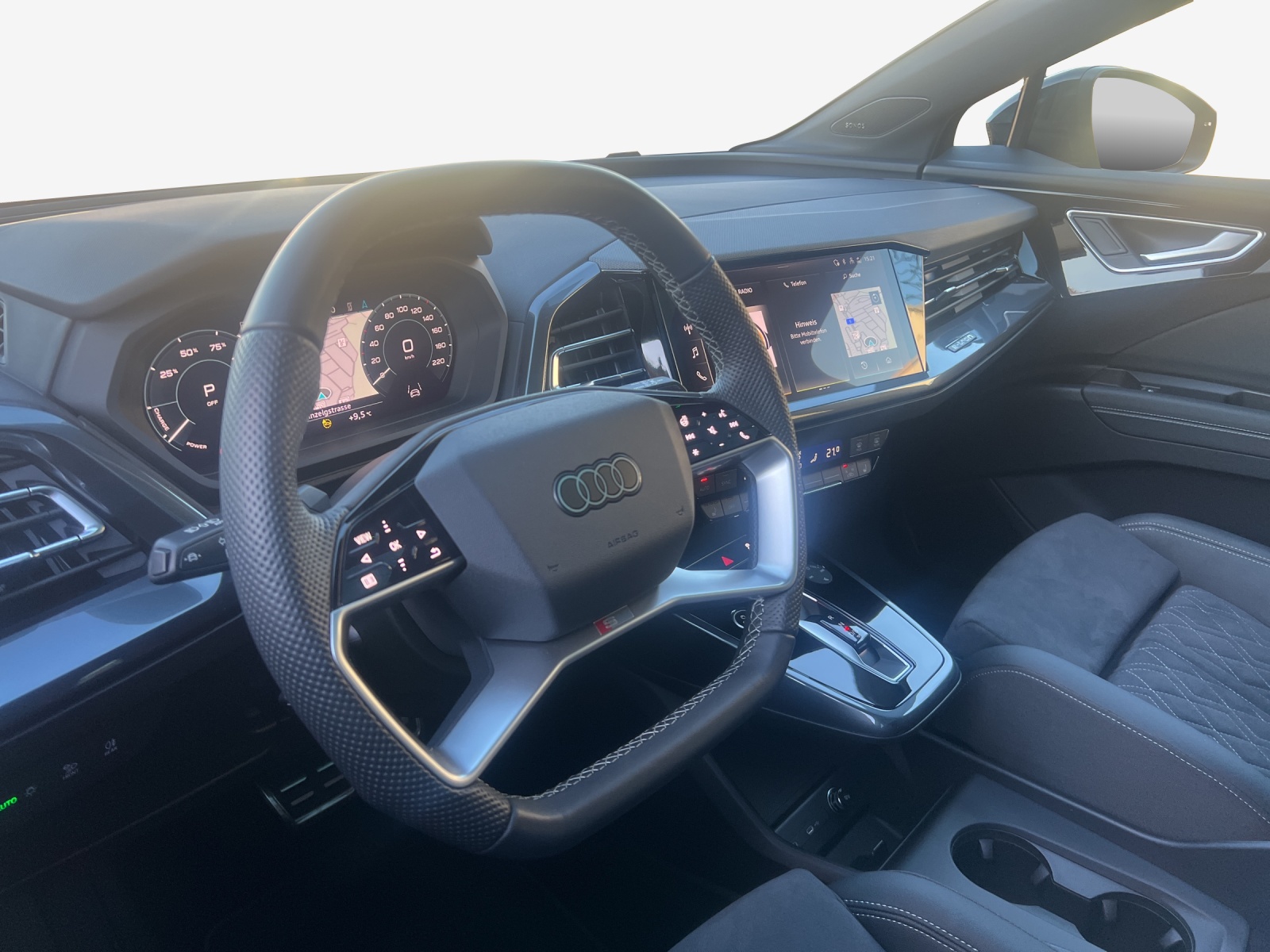 AUDI Q4 e-tron 50 quattro-image-14