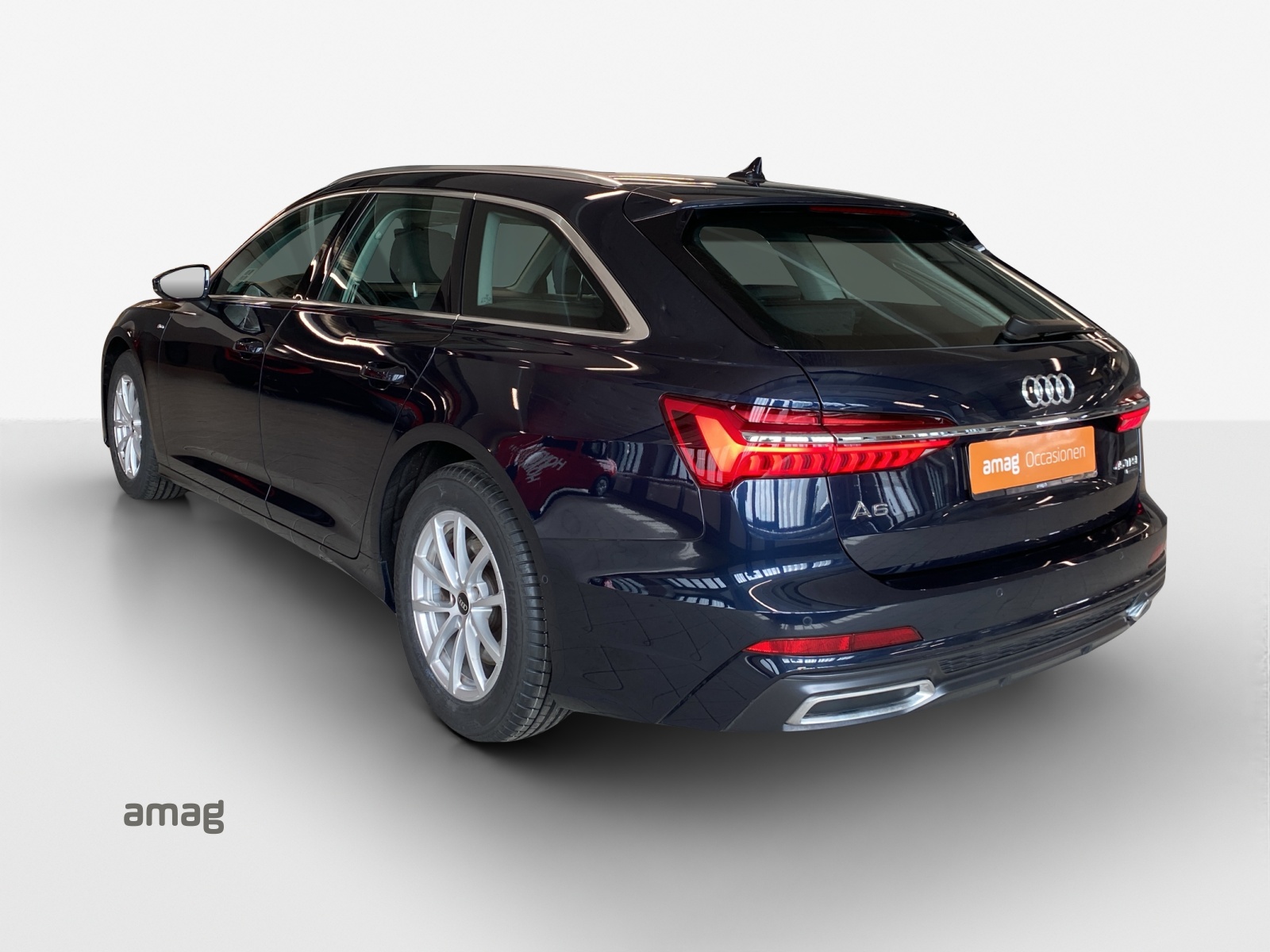 AUDI A6 Avant 45 TFSI Attraction quattro S-tronic-showroom-element-2