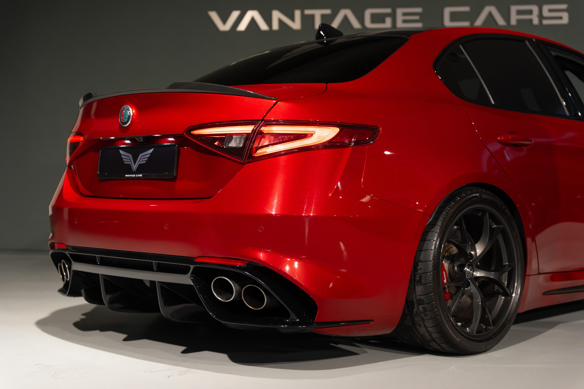 ALFA ROMEO Giulia 2.9 V6 Biturbo Quadrifoglio-image-11